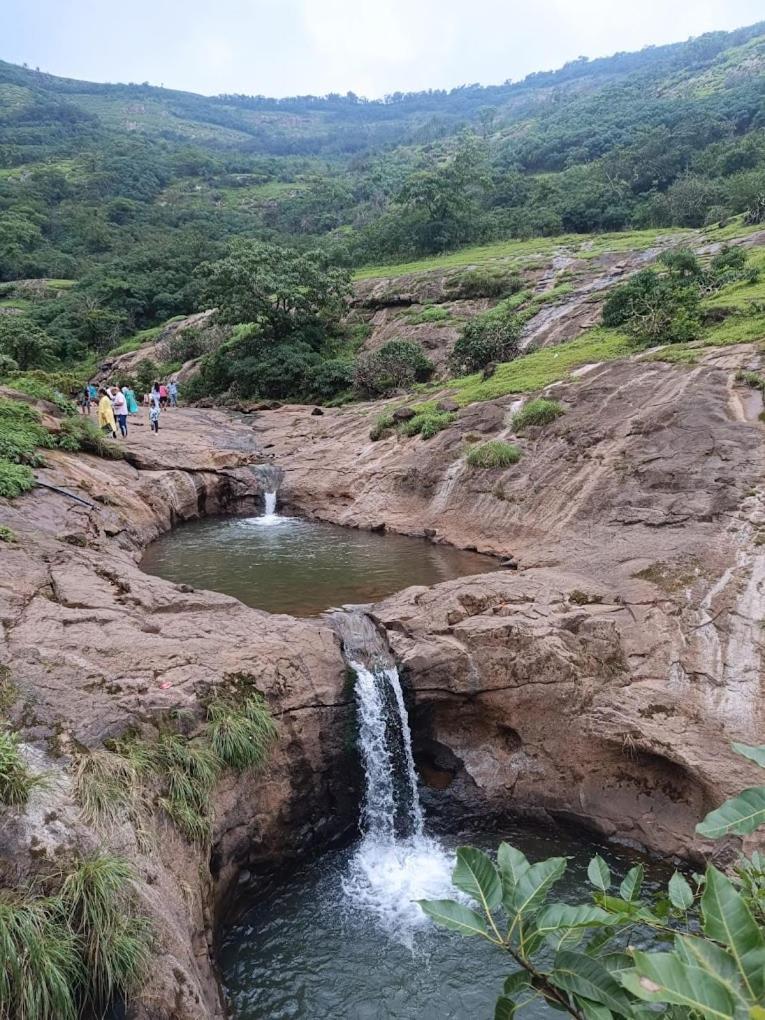 JāmbSatyam Farms别墅 外观 照片